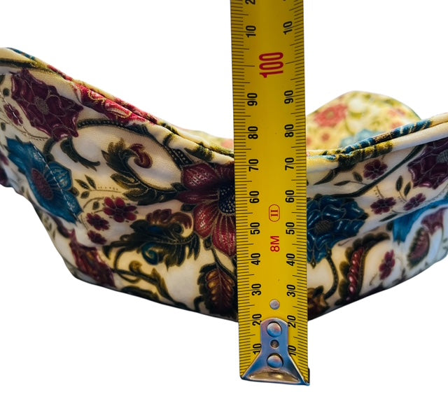 Microwaveable Reversible Bowl Cosy. Medium Size for Small Casserole Dish