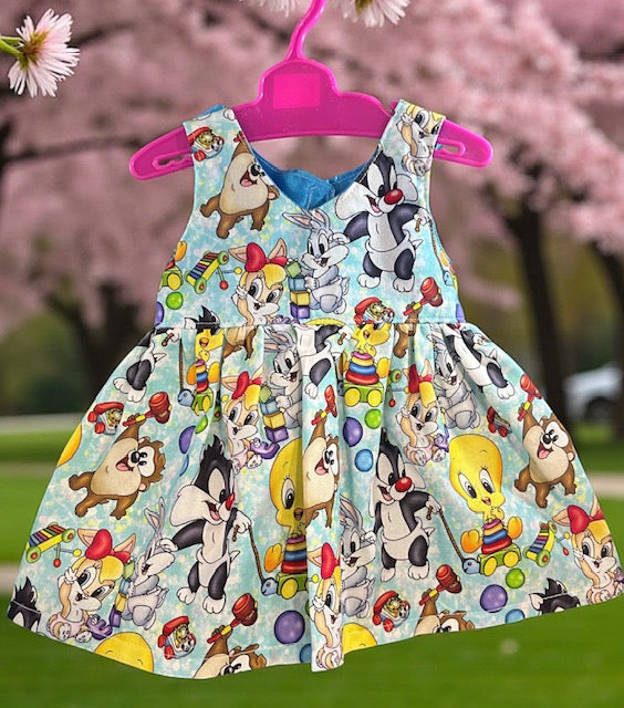 Giggle Gang Dolls Dress. Suits 43cm doll (as shown)